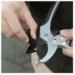 HELIOTRADE Sécateur à Crémaillere 195 Mm A Contre Lame Crantée -Outil de taillage Soldes 11264216 5