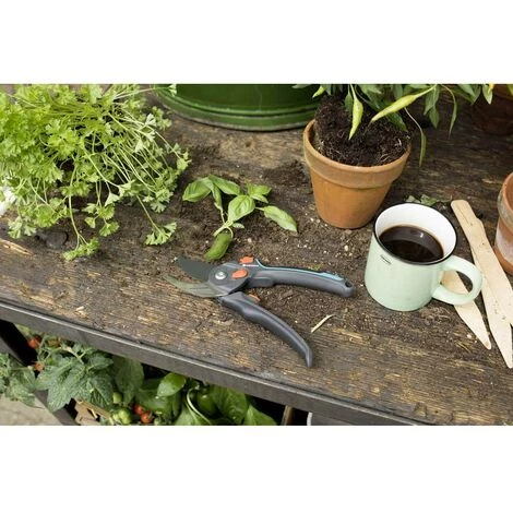 GARDENA 08902-20 Gardena Sécateur 4 GARDENA 08902-20 Gardena Sécateur – Image 2