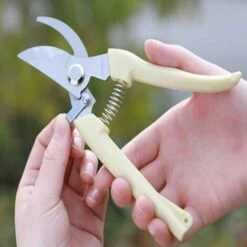 TINOR Cisailles De Taillage De Jardin Avec Serrure De Sécurité, Saveurs De La Main De Confort Ergonomique, Outil De Taille De Jardinage Léger Et Fort De Jardinage -Outil de taillage Soldes 54497203 4
